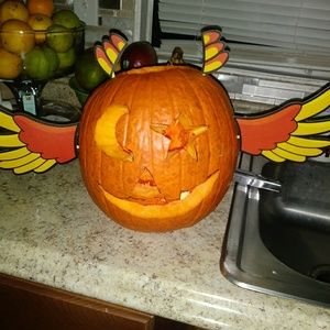 Meet your Posher, Edith